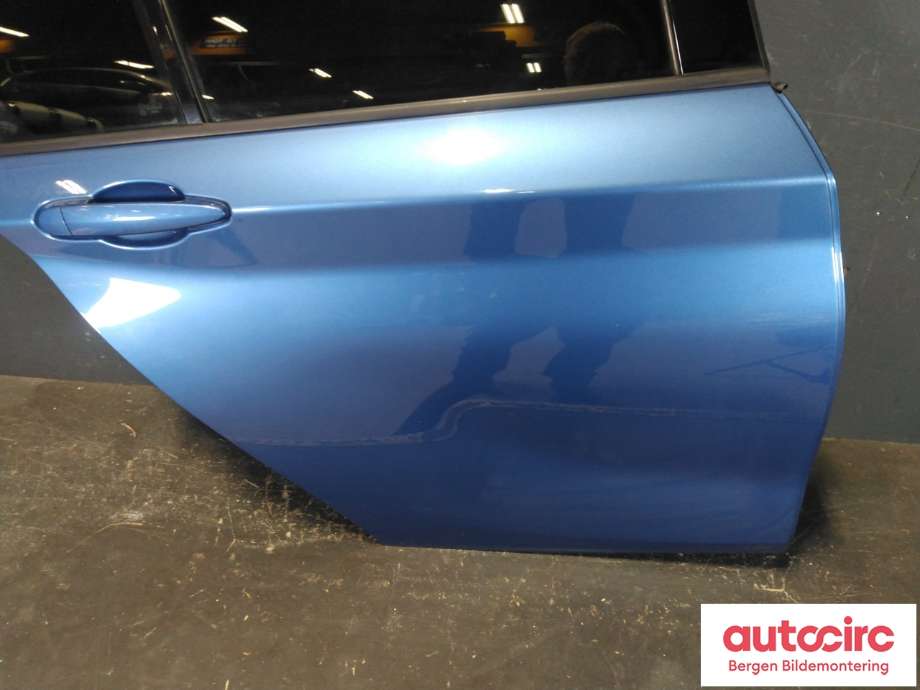 Dør høyre bak til BMW 1-Serie 2011-2015 (Fase 1) (F20/F21) (F20/F21) (BMW|41 52 7 284 516|)
