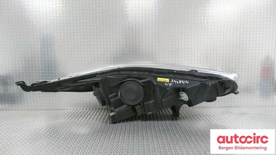 Frontlykt venstre halogen til Ford Fiesta 2013-2017 (Type VI, Fase 2) (FORD|2126899|)