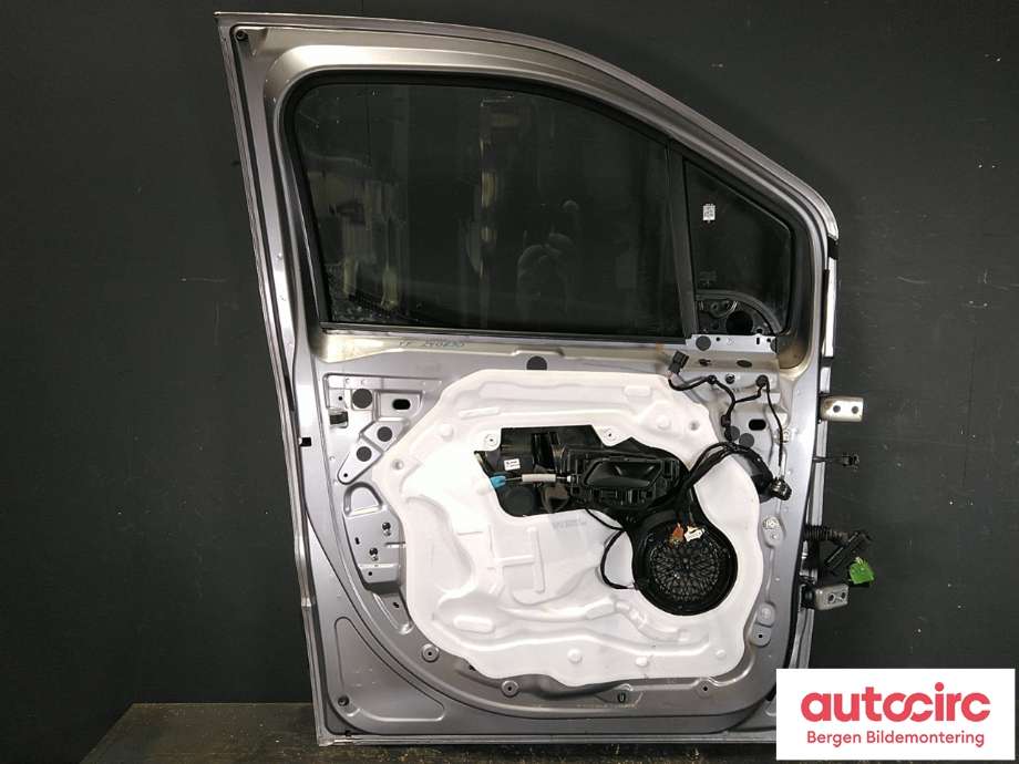 Dør venstre foran til Citroën Berlingo 2019-->> (Type III)  (CITROEN|98 226 963 80|)