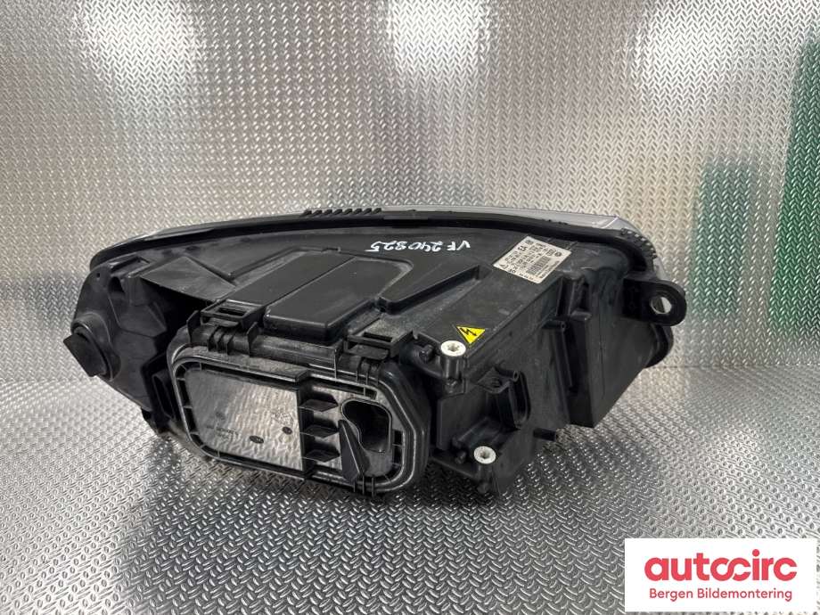 Frontlykt venstre xenon til Audi A6 2005-2008 (Type III, Fase 1) (C6) (C6) (AUDI|4F0 941 029 AK|)