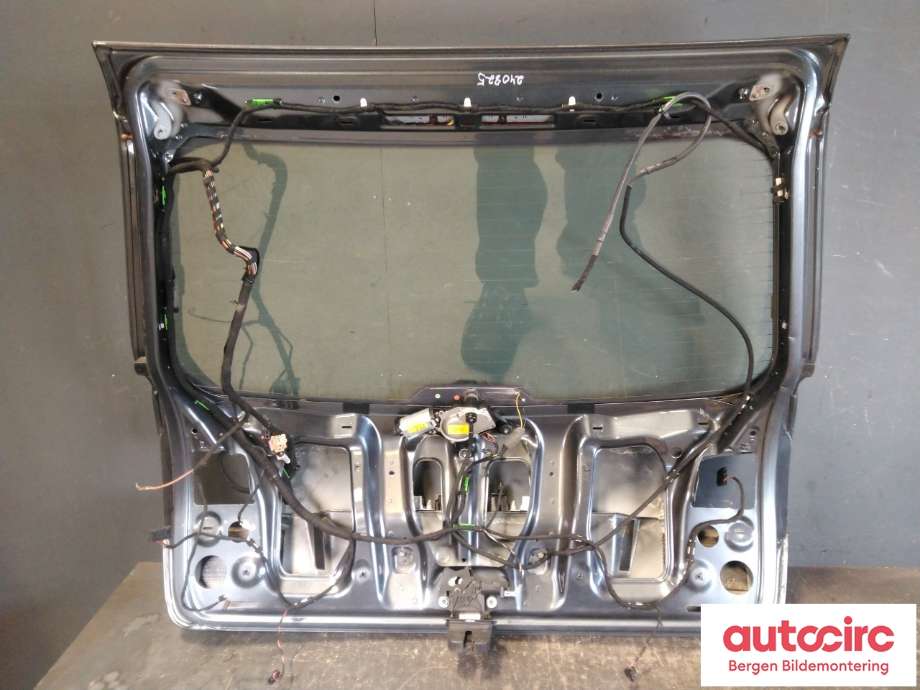 Bakluke combi til Audi A6 2005-2008 (Type III, Fase 1) (C6) (C6) (AUDI|4F9 827 023 M|)