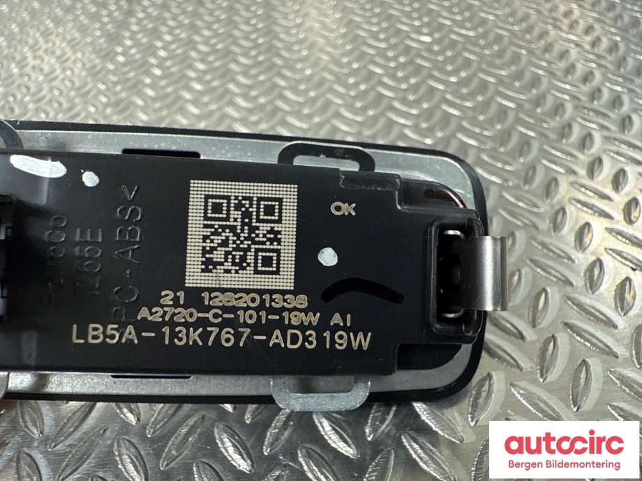 Taklyspanel til Ford Mustang Mach-e 2020-->> (FORD (US)|2497850|LB5A-13K767-AD319W|)