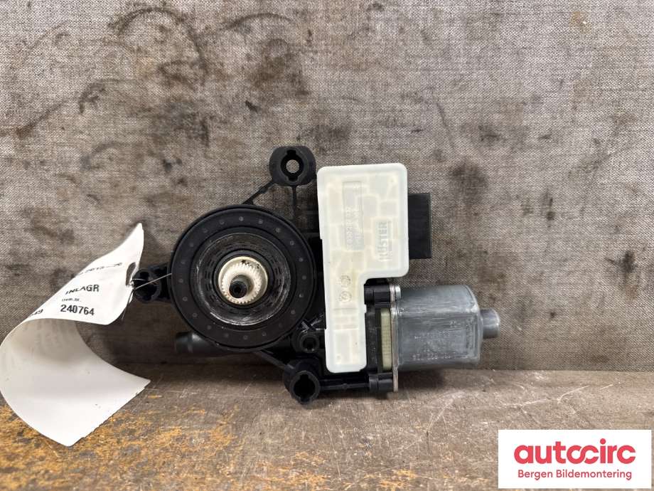 Ruteheis høyre til VW Golf VII 2012-2017 (Fase 1)  (VOLKSWAGEN|5Q0 959 408||5Q0 959 812 A)