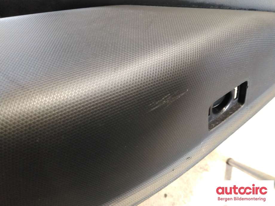 Dørtrekk høyre til Ford Mustang Mach-e 2020-->>  (FORD (US)|2791231|LJ8B-R27658-BB3GRX|2529495)