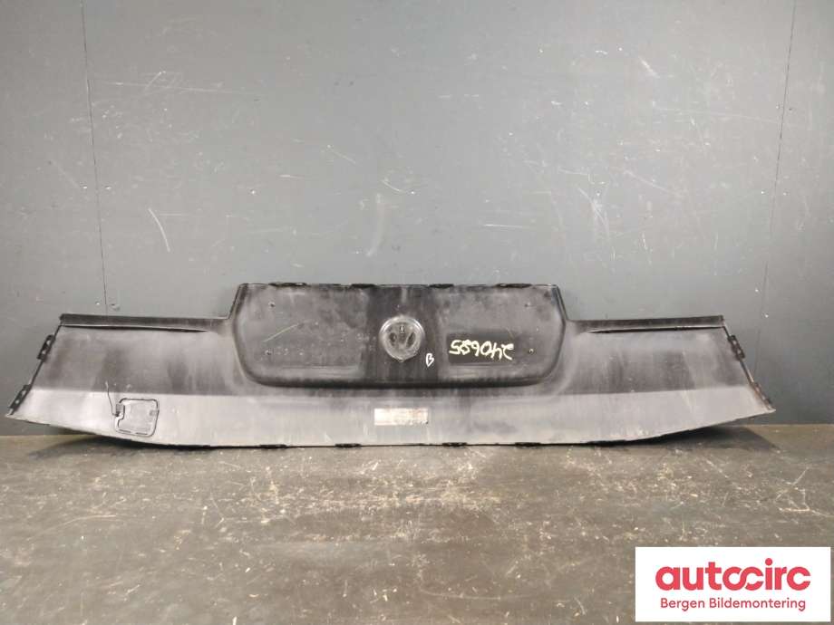Støtfanger bak midtre del til BMW i3 2013-2022  (BMW|51 12 7 370 664|)