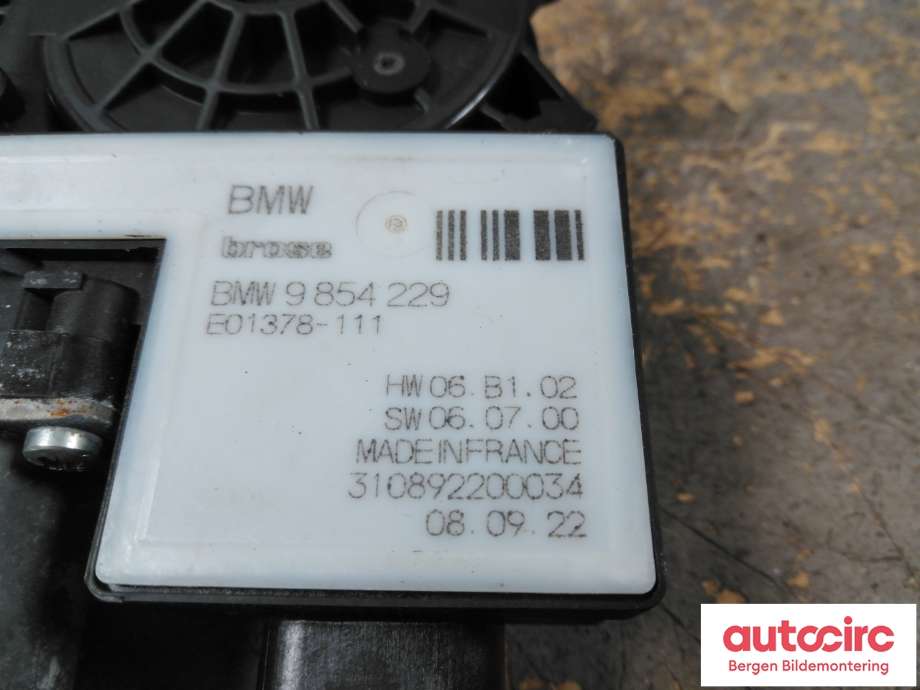 Ruteheis venstre til BMW i4 2021-->> (G26) (G26) (BMW|61 35 9 854 229|)