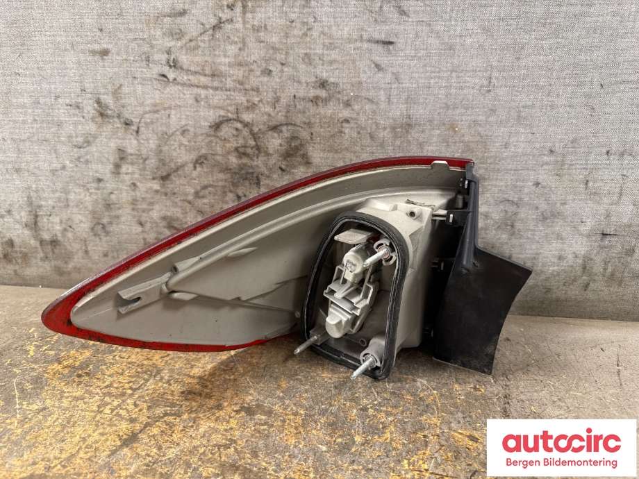 Baklykt høyre til Ford Mondeo 2007-2010 (Type IV, Fase 1)  (FORD|1486778||7S71-13404-PE)