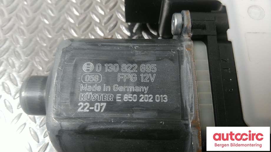 Ruteheis venstre til VW ID.3 2020-->>  (VOLKSWAGEN|5Q0 959 407 D|)