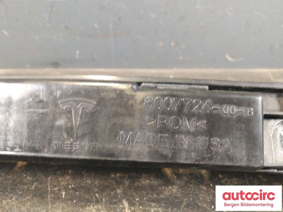 Diverse deler til Tesla Model S 2013-2016 (Fase 1) (TESLA|6007724-00-B|)
