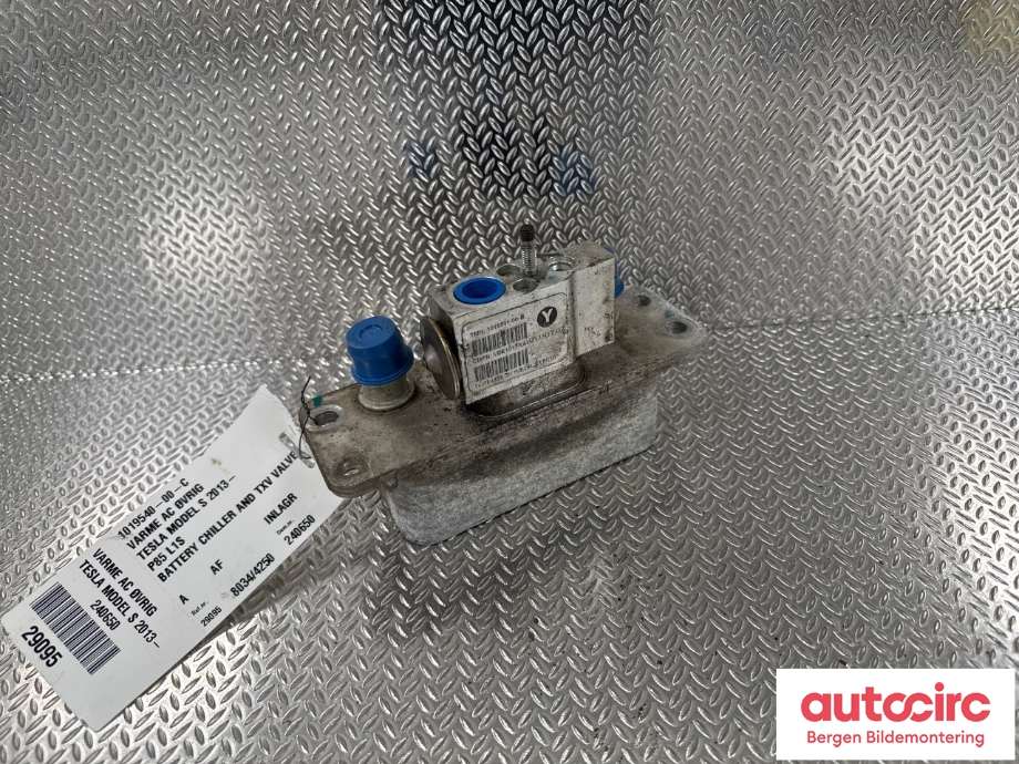 Varmeapparat diverse til Tesla Model S 2013-2016 (Fase 1)  (TESLA|1019540-00-C|)