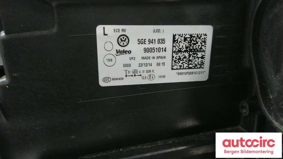 Frontlykt venstre halogen til VW e-Golf 2014-2017 (Fase 1) (VOLKSWAGEN|5GE 941 773|)