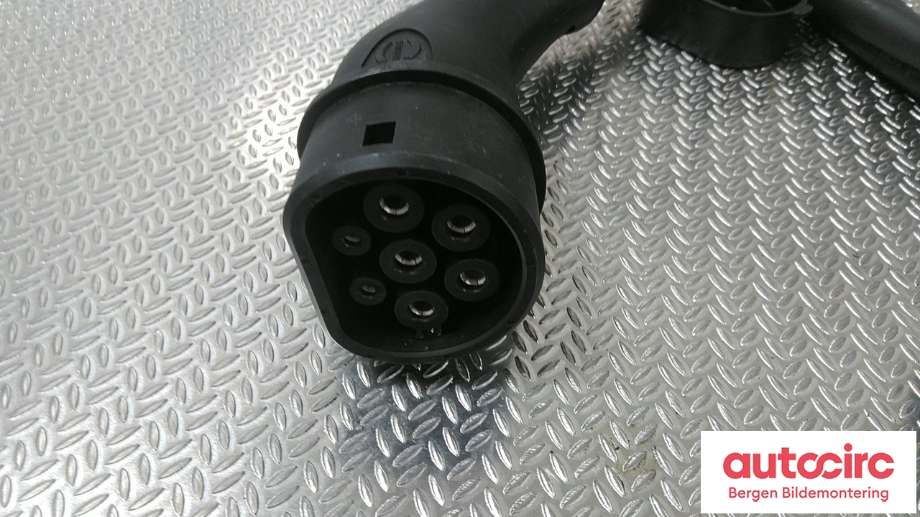 Batterilader kabel til VW e-Golf 2017-2020 (Fase 2)  (VOLKSWAGEN|9J1 971 675|)