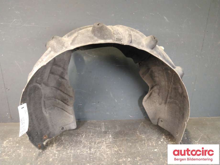 Skjerm locari venstre foran til BMW i4 2021-->> (G26) (G26) (BMW|51 71 9 448 018|)