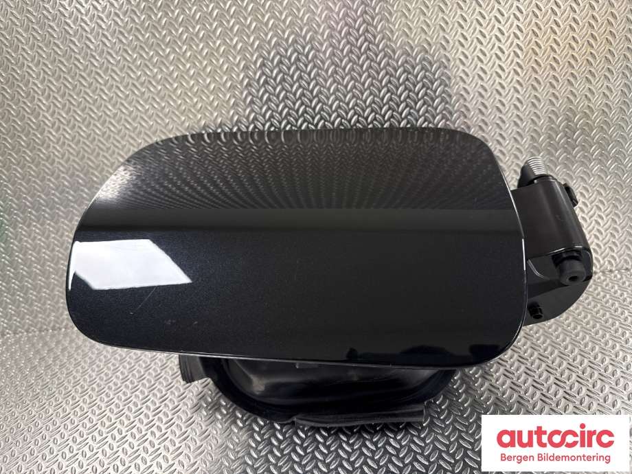 Batterilader inntak/luke til BMW i4 2021-->> (G26) (G26) (BMW|41 00 7 478 450|51 17 8 737 953|)