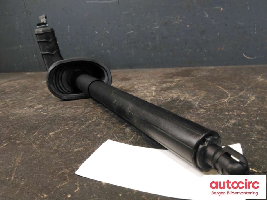 Baklukedemper til BMW i4 2021-->> (G26) (G26) (BMW|51 24 7 487 575|)