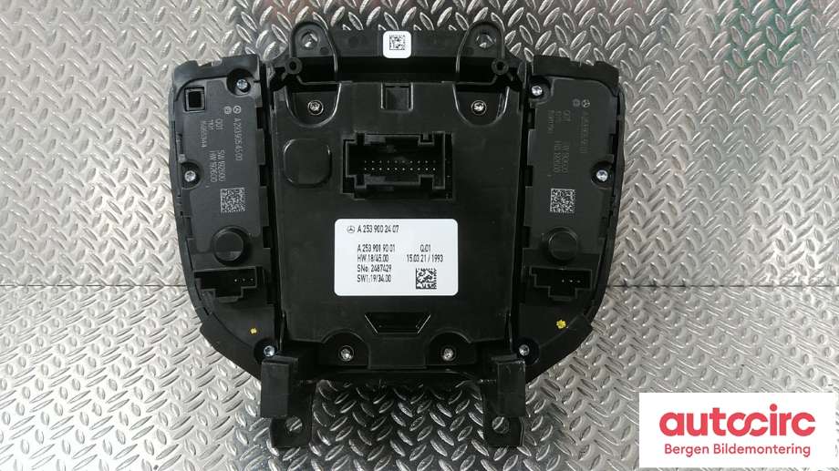 Bilstereo diverse til Mercedes EQC 2019-->>  (MERCEDES|A 253 900 24 07|)