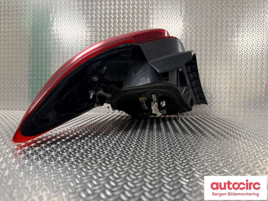 Baklykt høyre til Toyota Yaris 2014-2020 (Type III, Fase 2) (TOYOTA|815510D600|)