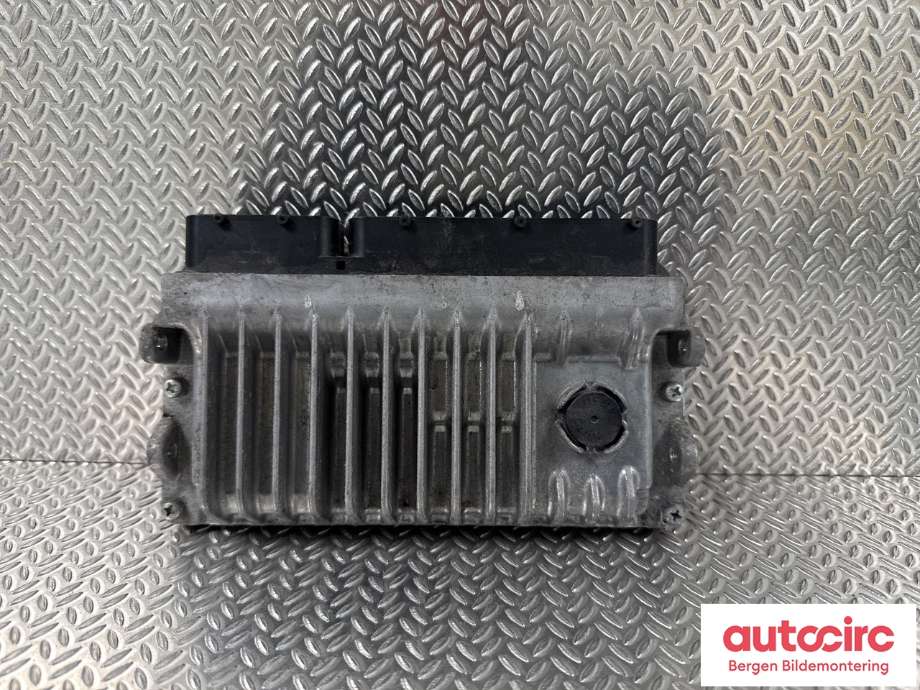 Styreenhet motor til Toyota Yaris 2014-2020 (Type III, Fase 2) (TOYOTA|896610DT20|)