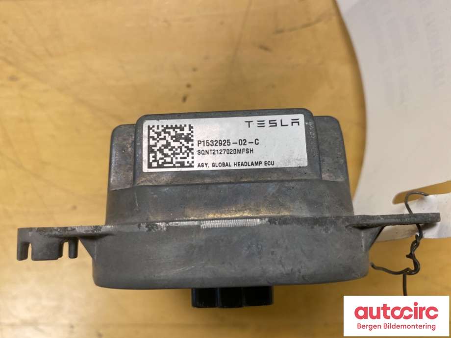 Styreenhet xenon/ballast til Tesla Model Y 2021-2024 (Type I)  (TESLA|1532925-02-C||P1532925-02-C)