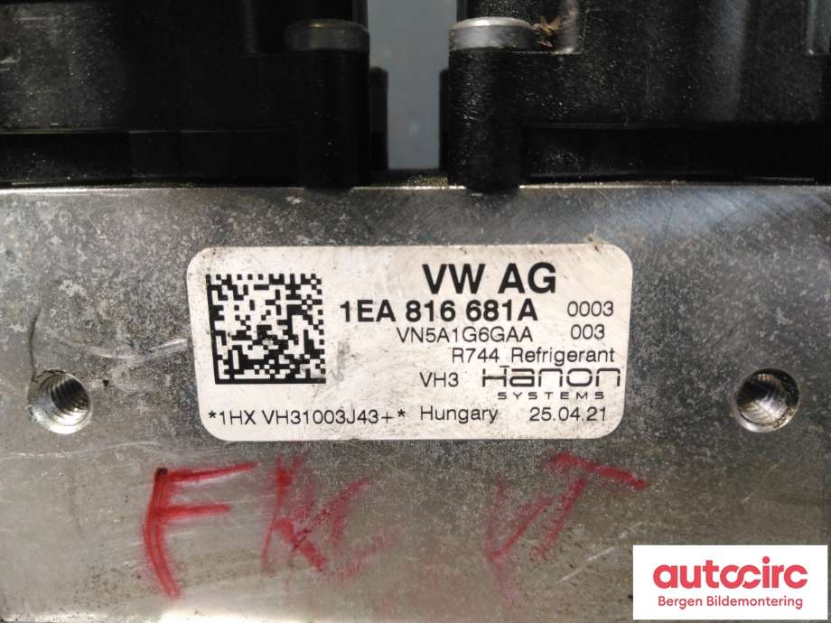 Diverse deler til Škoda Enyaq 2021-->>  (SKODA|1EA 816 681 D|1EA 816 681 A|)