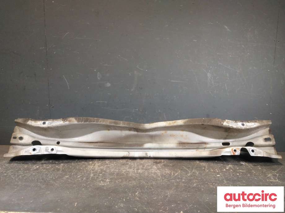Støtfangerforsterkning bak til Volvo V70 2007-2013 (Type III, Fase 1)  (VOLVO|31217938|)