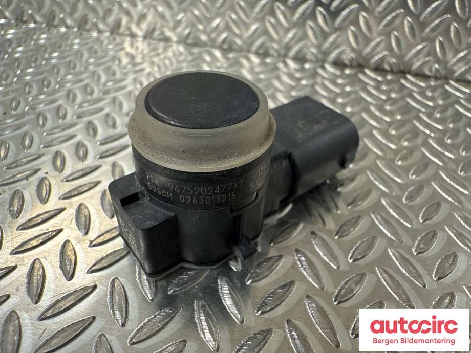 Parkeringssensor foran til Opel Vivaro C 2020-->>  (OPEL|9675202477XT|)