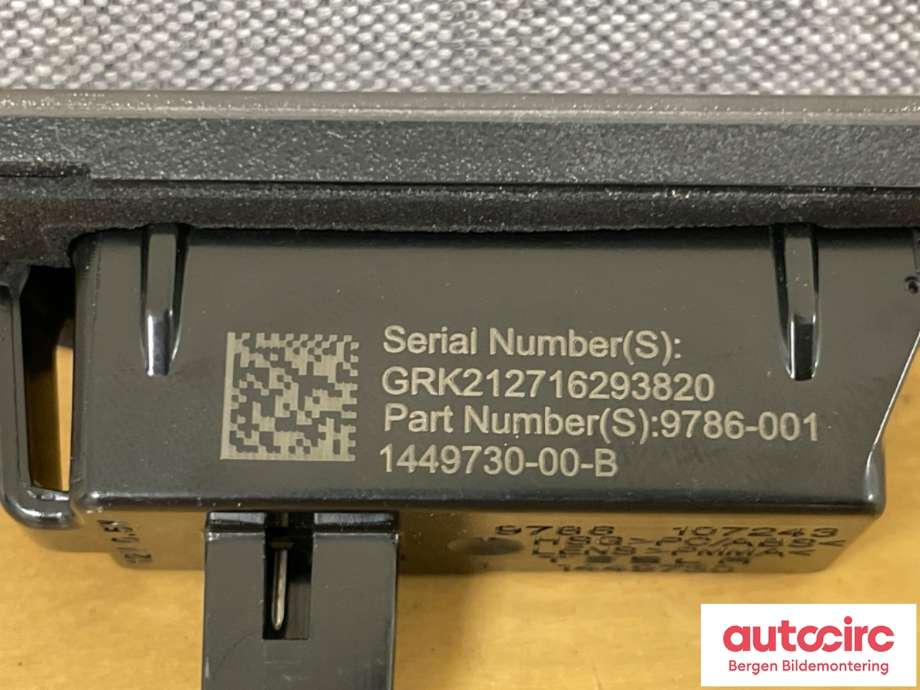 Skiltlys til Tesla Model Y 2021-2024 (Type I)  (TESLA|1449730-00-B|)