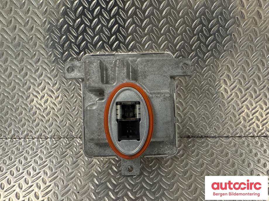 Styreenhet xenon/ballast til BMW 1-Serie 2011-2015 (Fase 1) (F20/F21) (F20/F21) (BMW|63 11 7 318 327|)