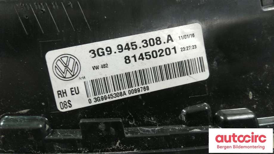 Baklykt høyre indre til VW Passat 2015-2019 (Fase 1) (B8) (B8) (VOLKSWAGEN|3G9 945 308 E|)