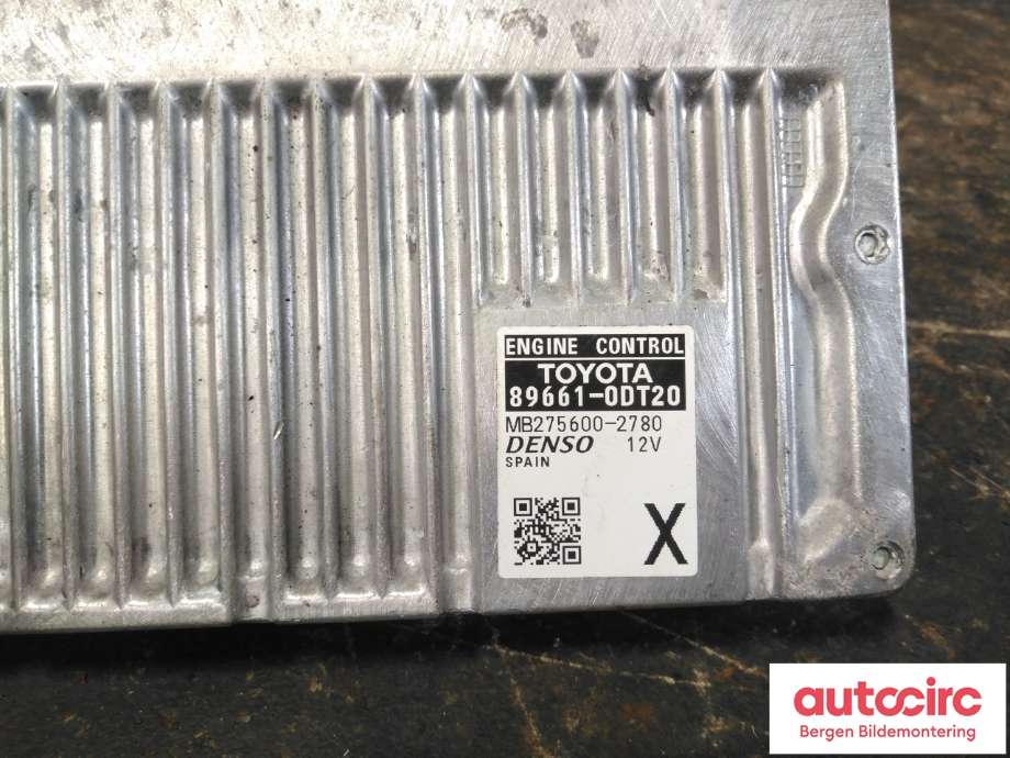 Styreenhet motor til Toyota Yaris 2014-2020 (Type III, Fase 2)  (TOYOTA|896610DT20|)