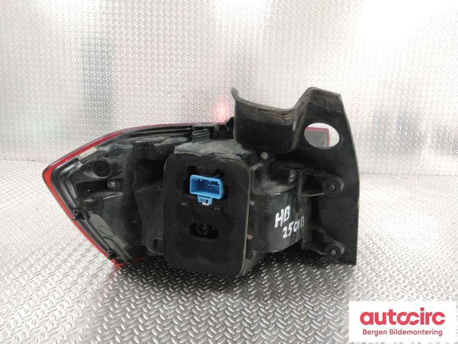 Baklykt høyre til VW Passat 2015-2019 (Fase 1) (B8) (B8) (VOLKSWAGEN|3G9 945 208 J|)