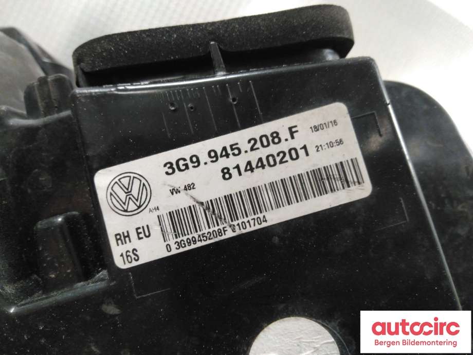 Baklykt høyre til VW Passat 2015-2019 (Fase 1) (B8) (B8) (VOLKSWAGEN|3G9 945 208 J|)