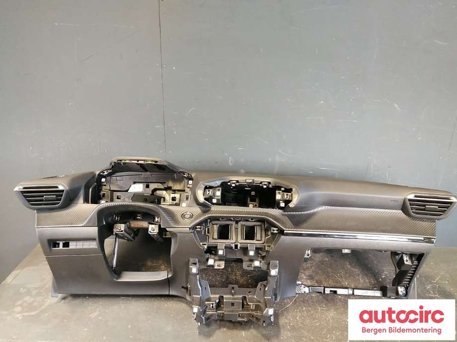 Dashbord til Peugeot 208, 2019-->> (Type II) (PEUGEOT|98 382 224 ZD)