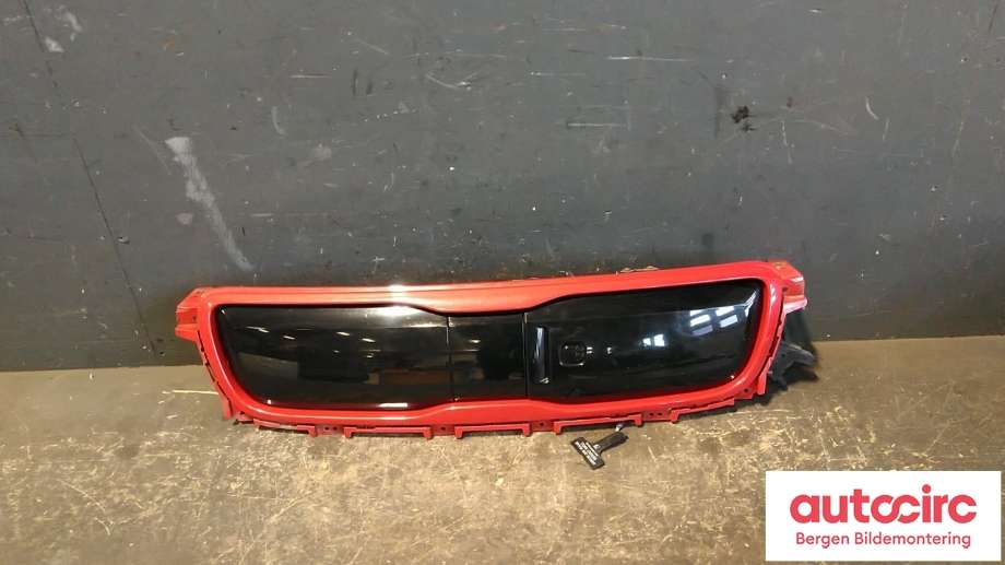 Grill til Kia Soul, 2014-2019 (Type II)  (KIA|86350E 40009H)