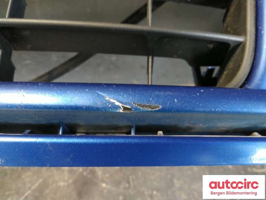 Støtfanger foran til VW Golf V, Combi 2003-2008  (VOLKSWAGEN|1K0 807 217 F|)