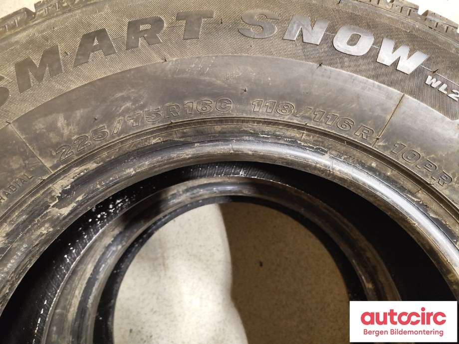 Diverse deler til Annet Dekk vinter piggfri 0-->> (MAXXIS||VANSMART SNOW WL2)