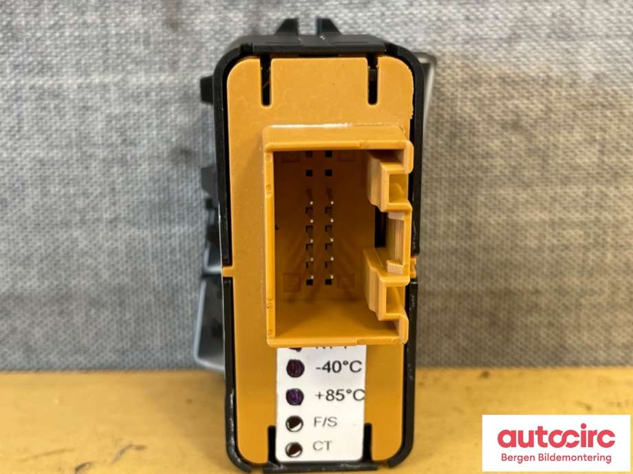Bryter setevarme til VW E-Up 2013-2019  (VOLKSWAGEN|12E 927 137 D|)