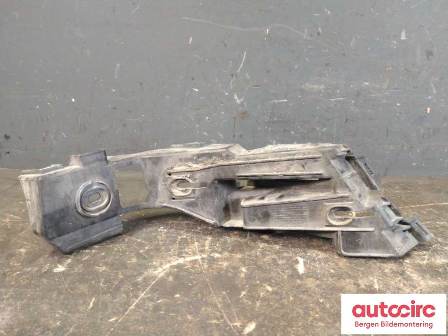 Diverse deler til VW Golf V, Combi 2003-2008  (VOLKSWAGEN|1K6 807 375|)
