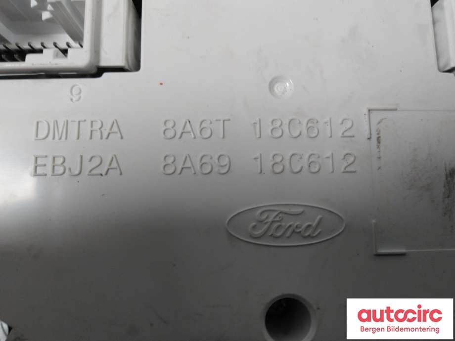 Varmeapparat betjening til Ford Fiesta 2013-2017 (Type VI, Fase 2)  (FORD|1935901|C1BT-18C612-BF|)