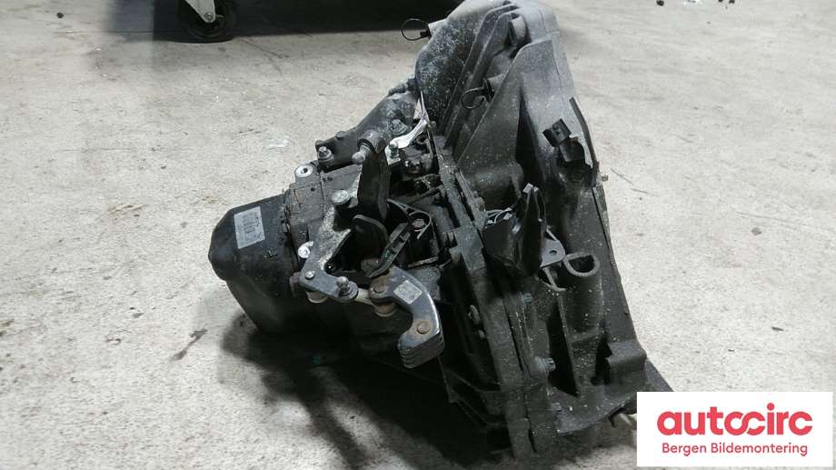 Girkasse manuell til Renault Clio 2012-2016 (Type IV, Fase 1)  (RENAULT|320107336R||JH3 (334) - R069865)