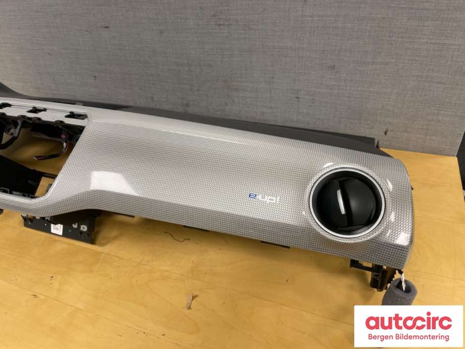 Dashbord til VW E-Up 2013-2019 (VOLKSWAGEN|12E 857 002 R|)