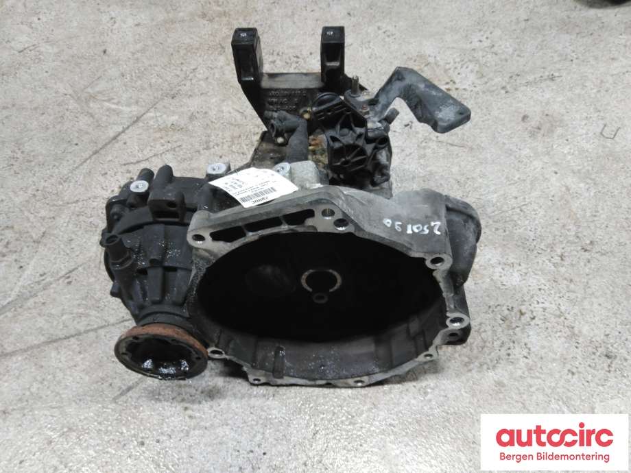 Girkasse manuell til Škoda Fabia 2010-2014 (Type II, Fase 2) (SKODA|02R 300 041 N||02R 300 042 P)