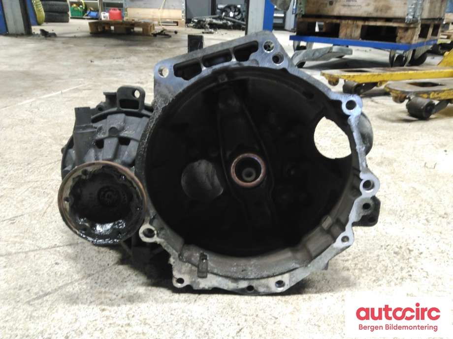 Girkasse manuell til Škoda Fabia 2010-2014 (Type II, Fase 2) (SKODA|02R 300 041 N||02R 300 042 P)