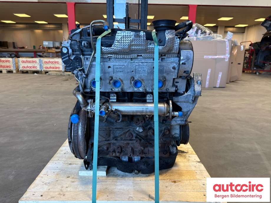 Motor diesel til Škoda Octavia 2009-2013 (Type II, Fase 2)  (SKODA|03L 100 035 Q|)