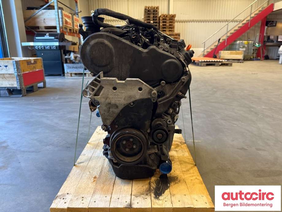 Motor diesel til Škoda Octavia 2009-2013 (Type II, Fase 2)  (SKODA|03L 100 035 Q|)