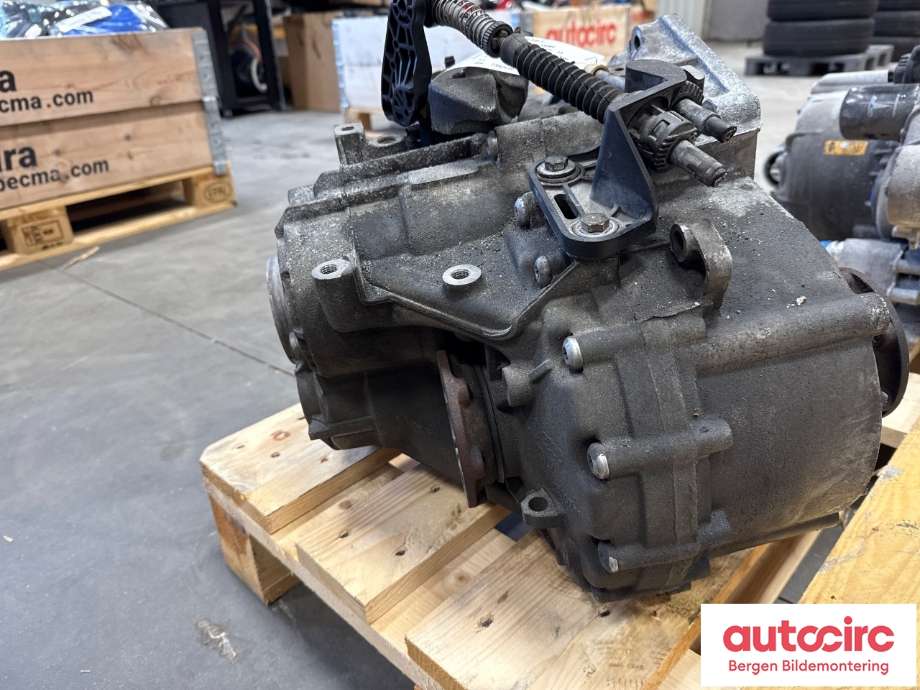 Girkasse manuell 6-trinn til Škoda Octavia 2009-2013 (Type II, Fase 2)  (SKODA|02Q 300 045 F|)