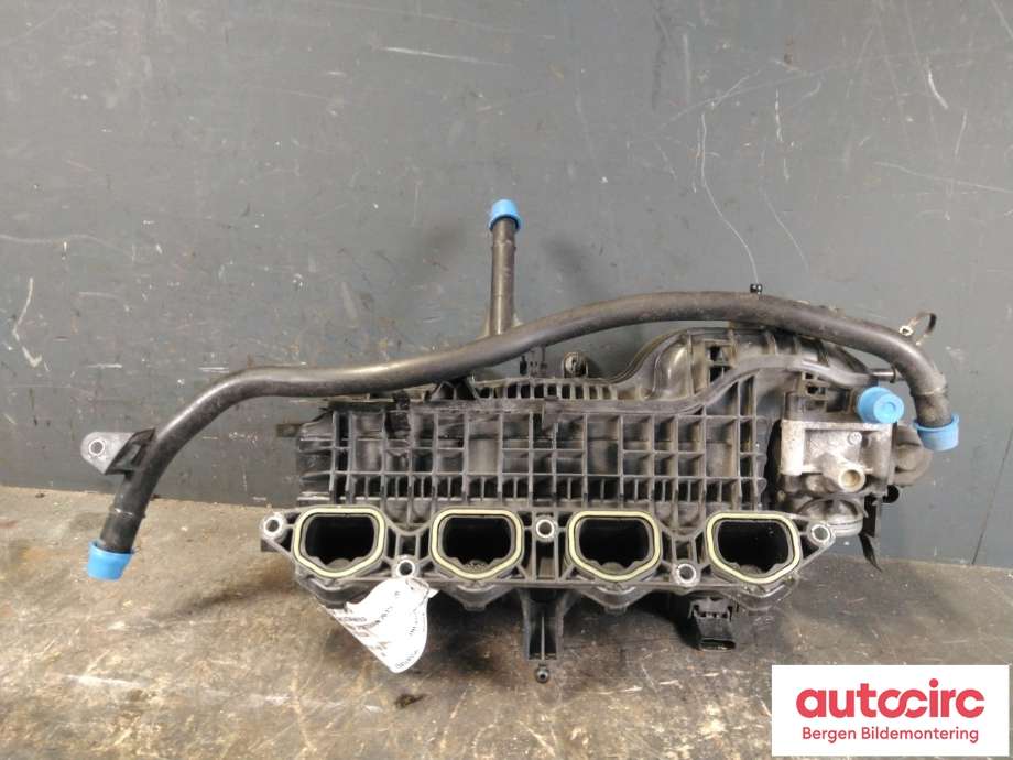 Manifold innsug til VW Golf Sportsvan 2014-2018 (VOLKSWAGEN|04E 129 709 AM|04E 129 709 L|)