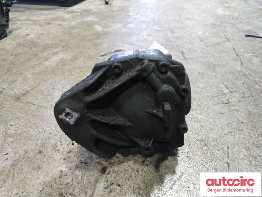 Kardang klokke bak til BMW 3-Serie 2012-2018 (F30/F31/F34) (F30/F31/F34) (BMW|24 00 7 642 247|)