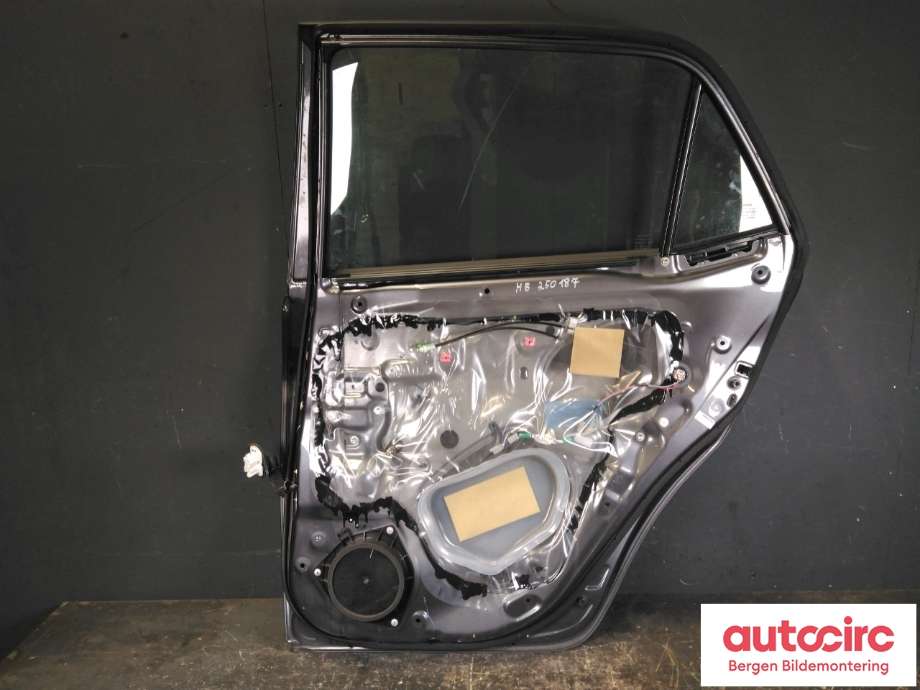 Dør høyre bak til Toyota Auris 2007-2010 (Type I, Fase 1)  (TOYOTA|6700302250|)