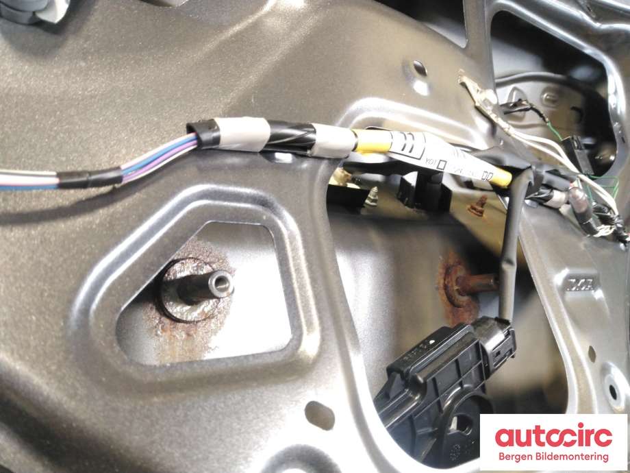 Bakluke combi til Toyota Auris 2007-2010 (Type I, Fase 1)  (TOYOTA|6700502110|)